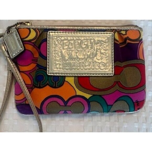Coach Y2K Poppy Multicolor Signature Print Canvas Wristlet  Gold Strap 6"x4" EUC - Picture 1 of 4